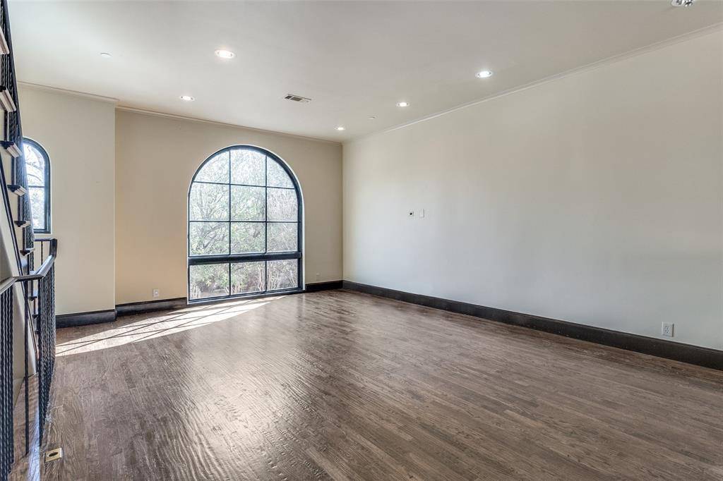 Dallas, TX 75219,4406 Bowser Avenue #19