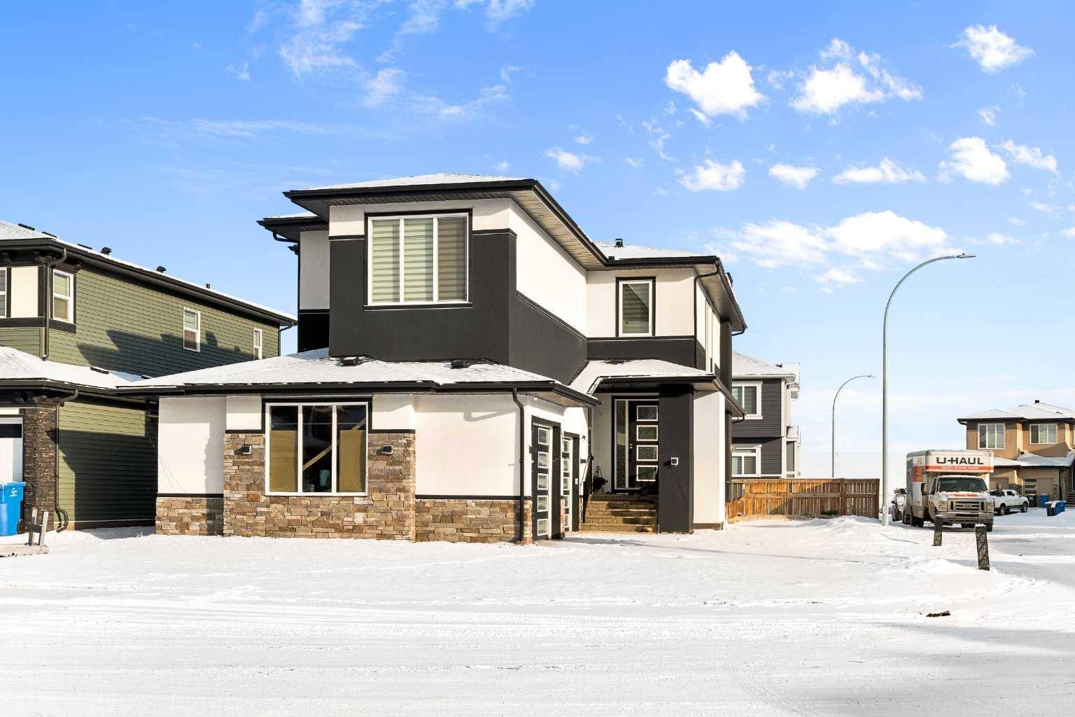 Chestermere, AB T1X 1Y8,123 Sandpiper PARK