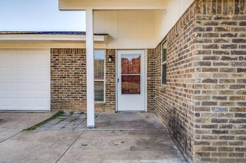 Fort Worth, TX 76133,3704 Memphis Lane