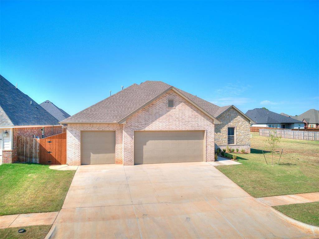 Yukon, OK 73099,501 Tralee Lane