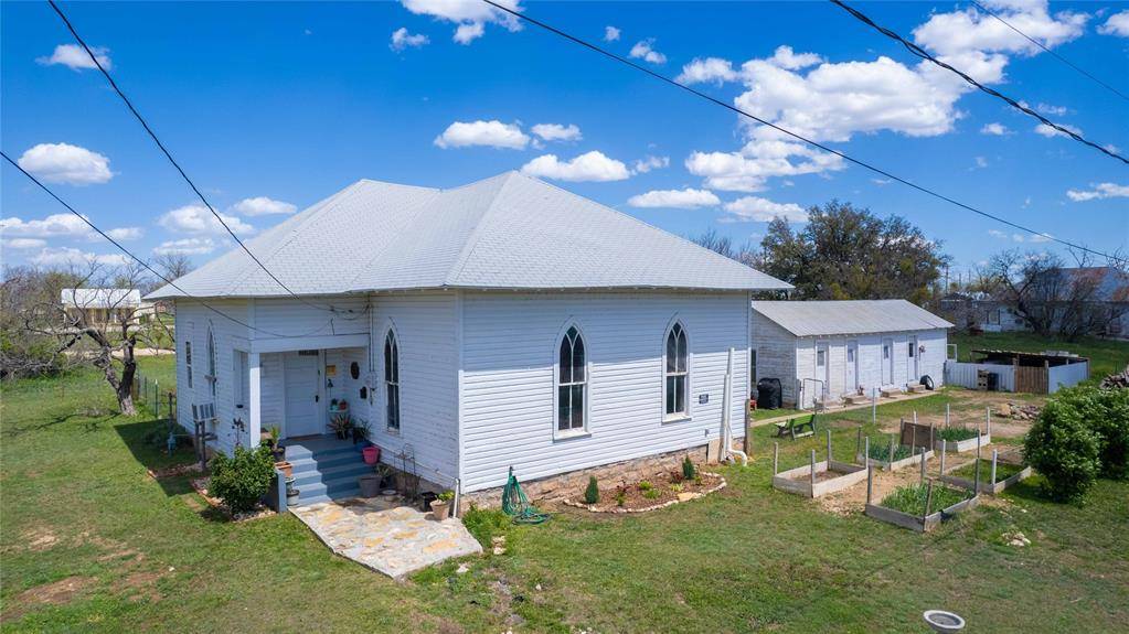 Valera, TX 76884,538 Pierce Street