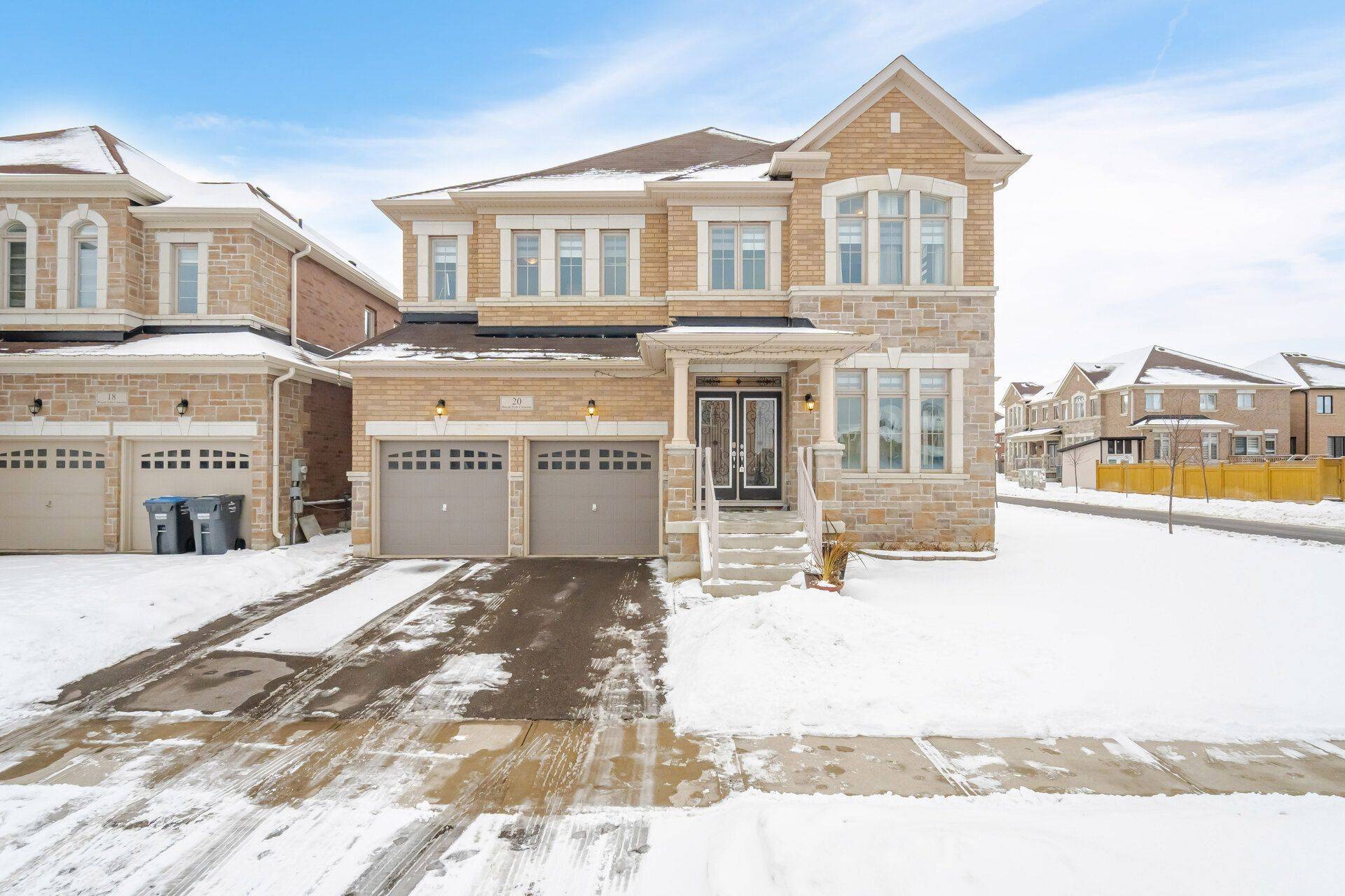 Caledon, ON L7C 4G7,20 Royal Fern CRES