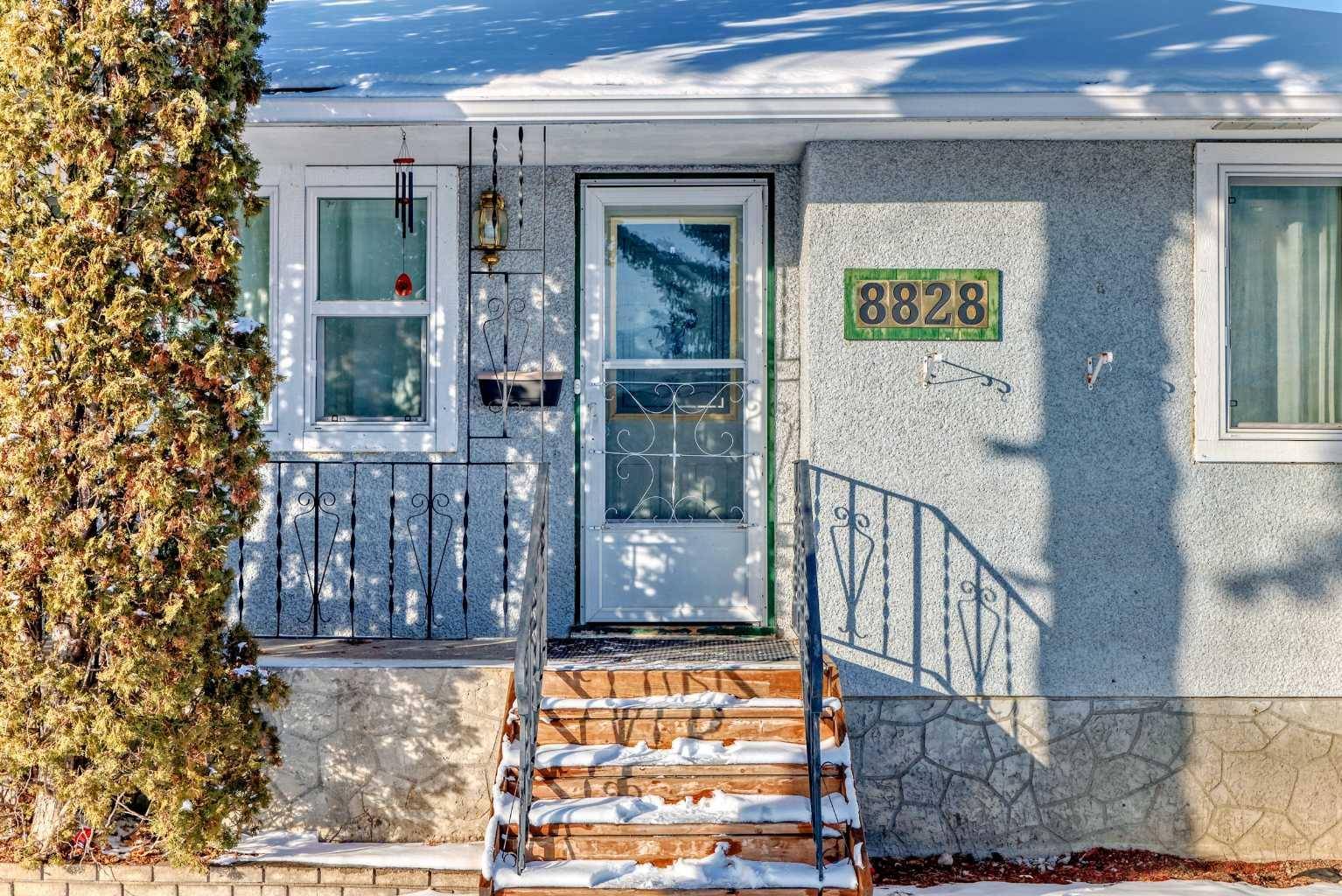 Calgary, AB T3B 2A4,8828 47 AVE NW