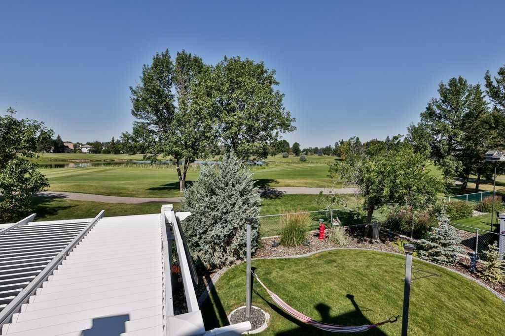 Coaldale, AB T1M 1H2,136 Fairway DR