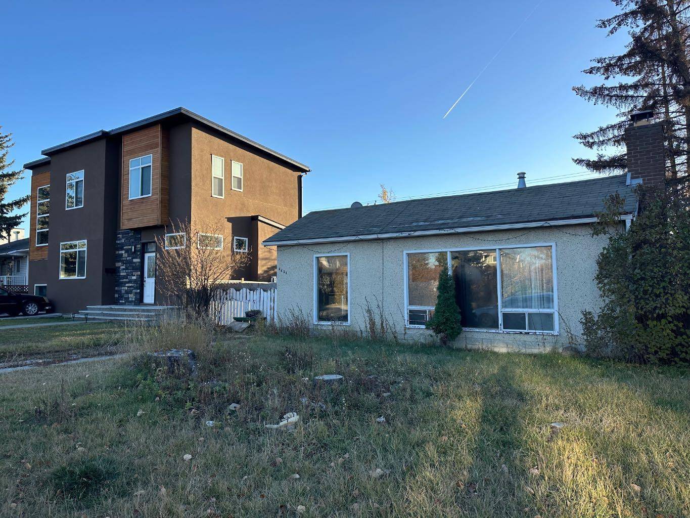 Calgary, AB T3B 2C7,6623 Bow CRES NW