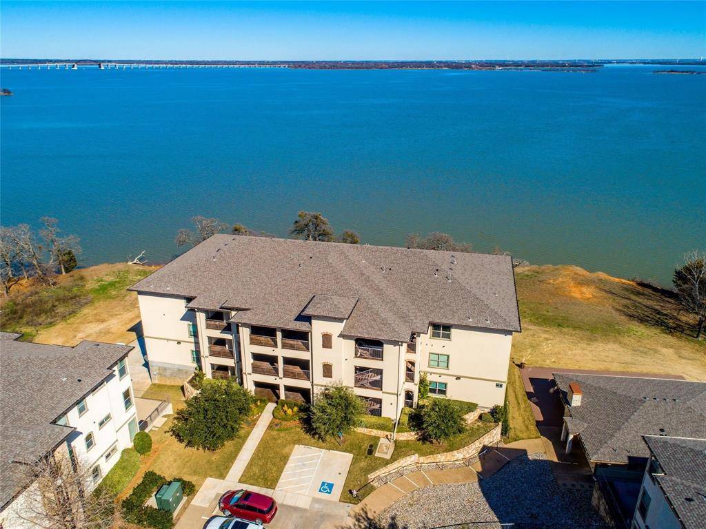 Lake Dallas, TX 75065,500 Waters Edge Drive #323