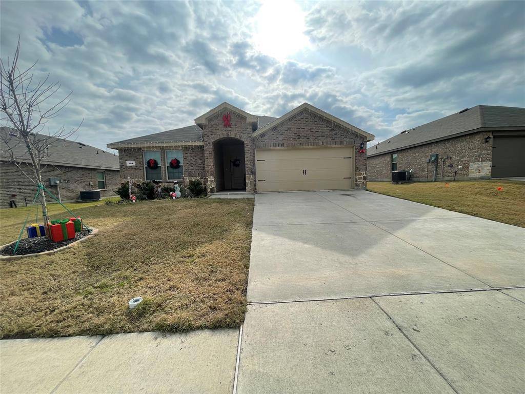 Josephine, TX 75189,904 Hearthstone Drive