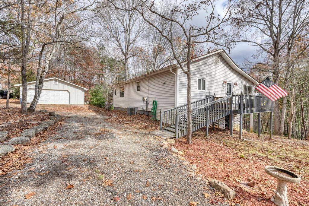 Blairsville, GA 30512,588 Rocky Top Heights Road