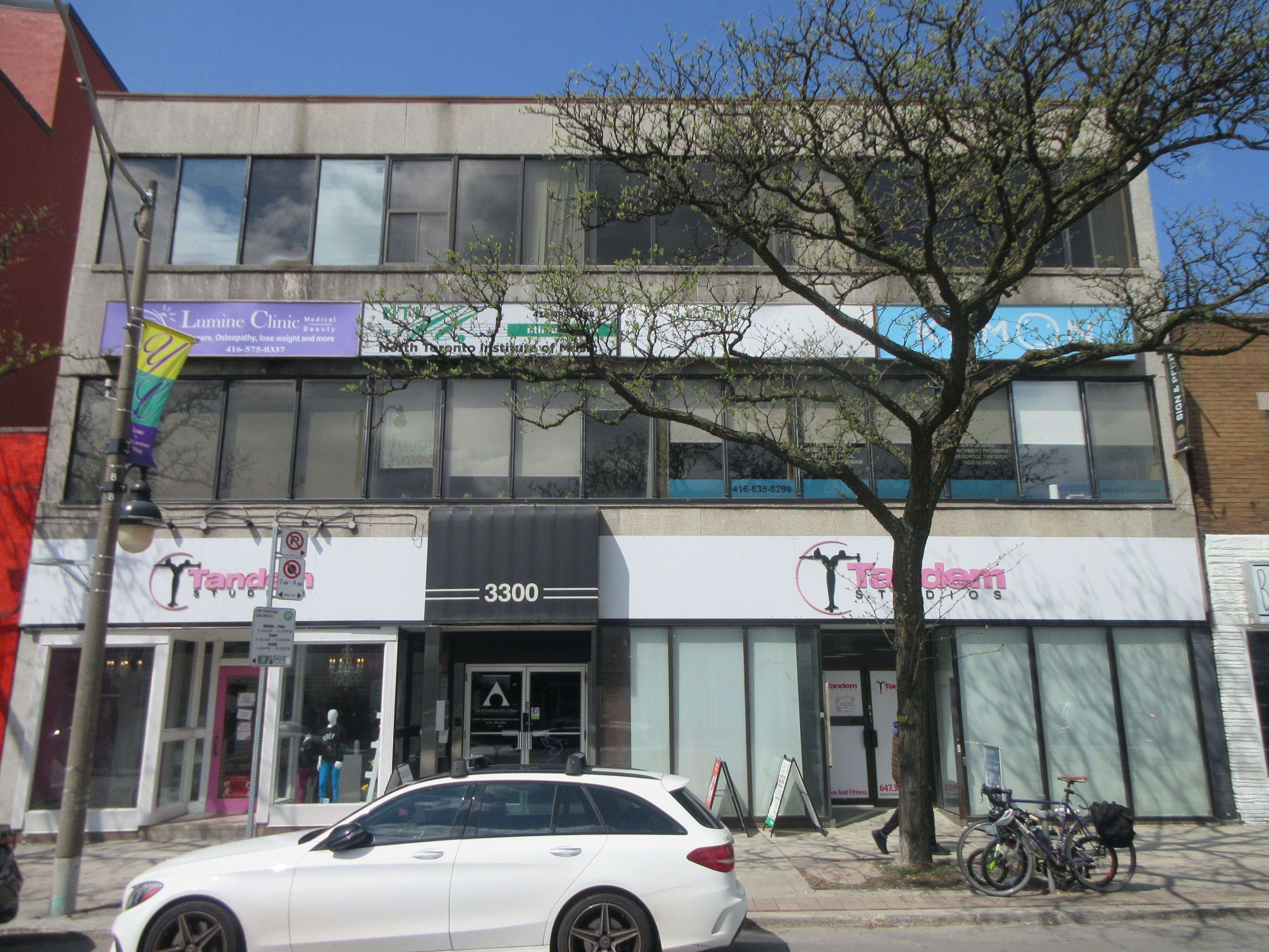 Toronto C04, ON M4N 2L6,3300 Yonge ST #301