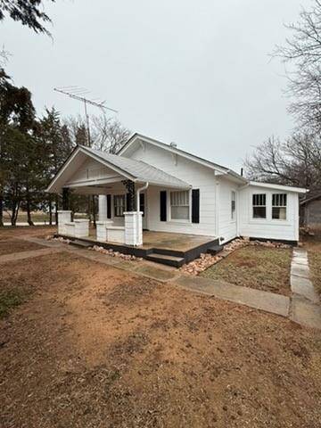 Sparks, OK 74869,303 W Conklin