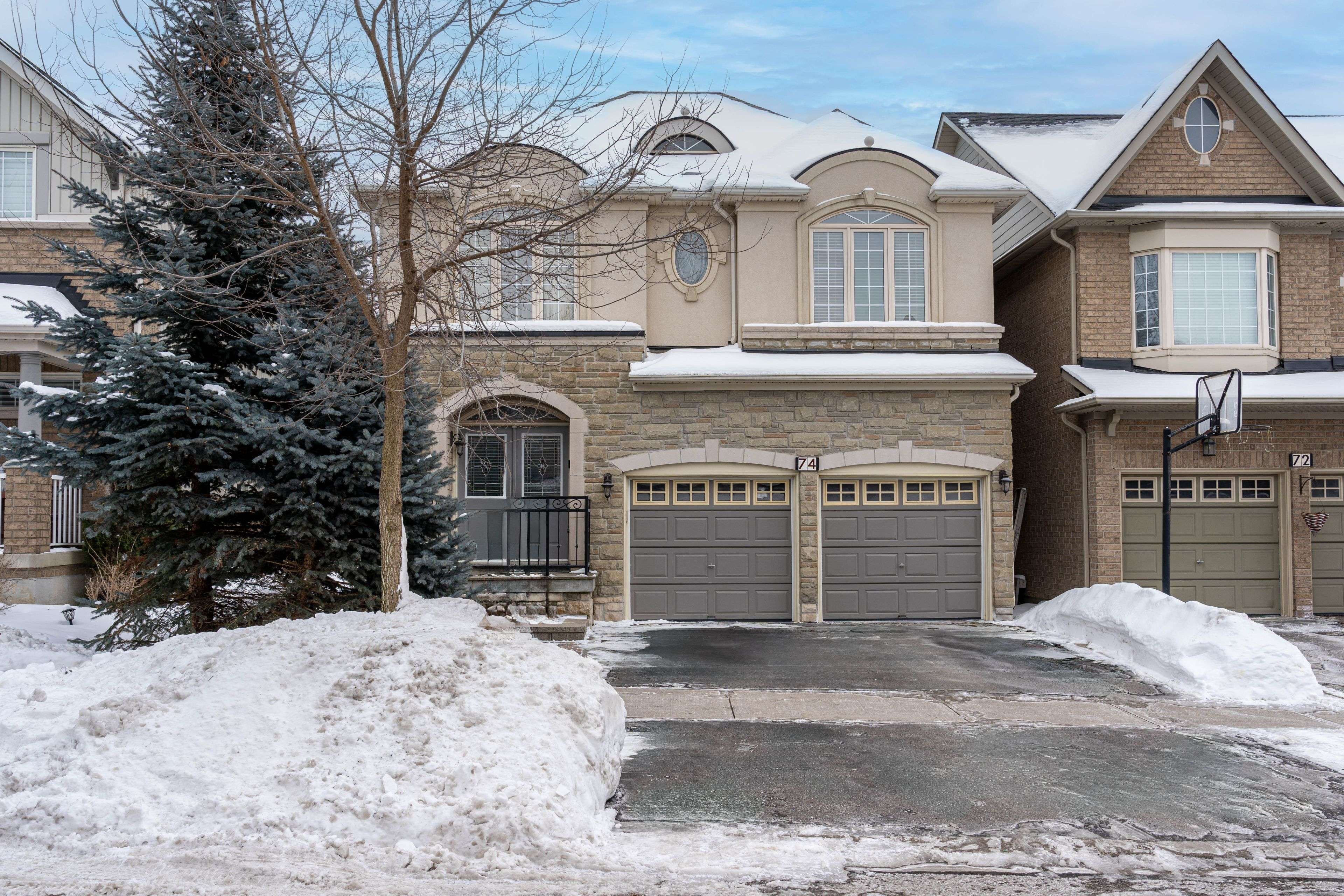 Richmond Hill, ON L4E 4V8,74 Thomas Legge CRES