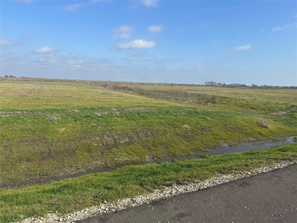 Caddo Mills, TX 75135,2076 Co Rd 2162