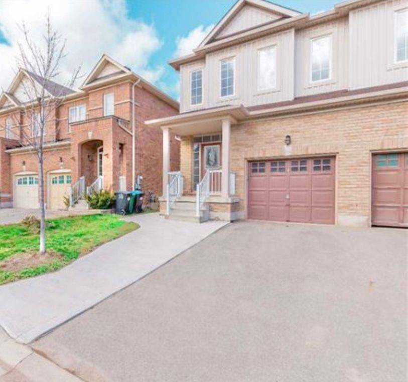 Brampton, ON L6X 0Y4,84 Crumlin CRES