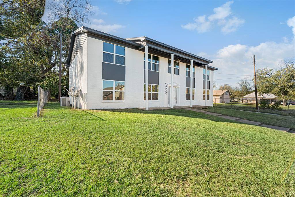 Sulphur Springs, TX 75482,253 Locust Street S #1S