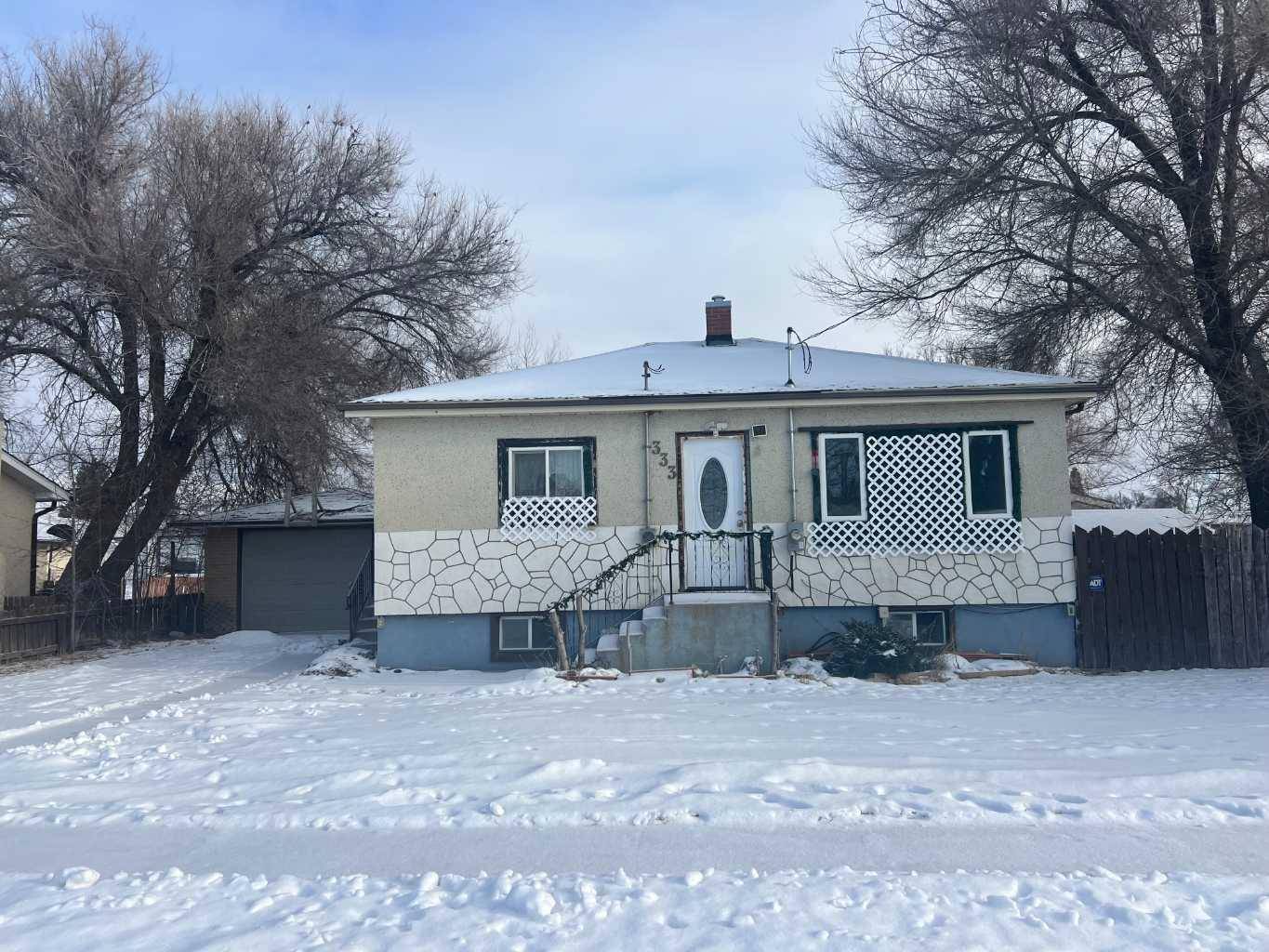 Redcliff, AB T0J 2P0,333 1 ST SW