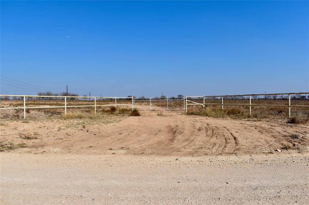 Sabinal, TX 78801,00000 CR 308