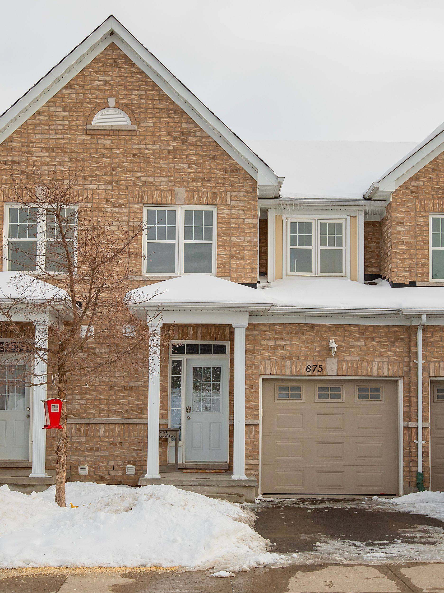 Kingston, ON K7K 0C8,875 Newmarket LN