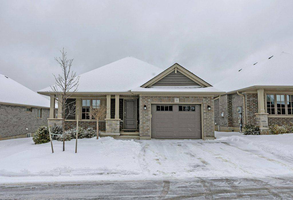 St. Thomas, ON N5R 0G8,234 Peach Tree BLVD #11