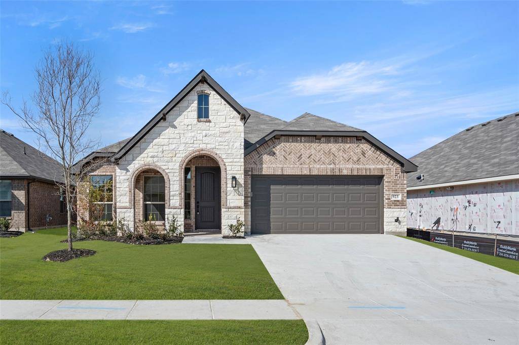 Cleburne, TX 76033,923 Madeline Lane