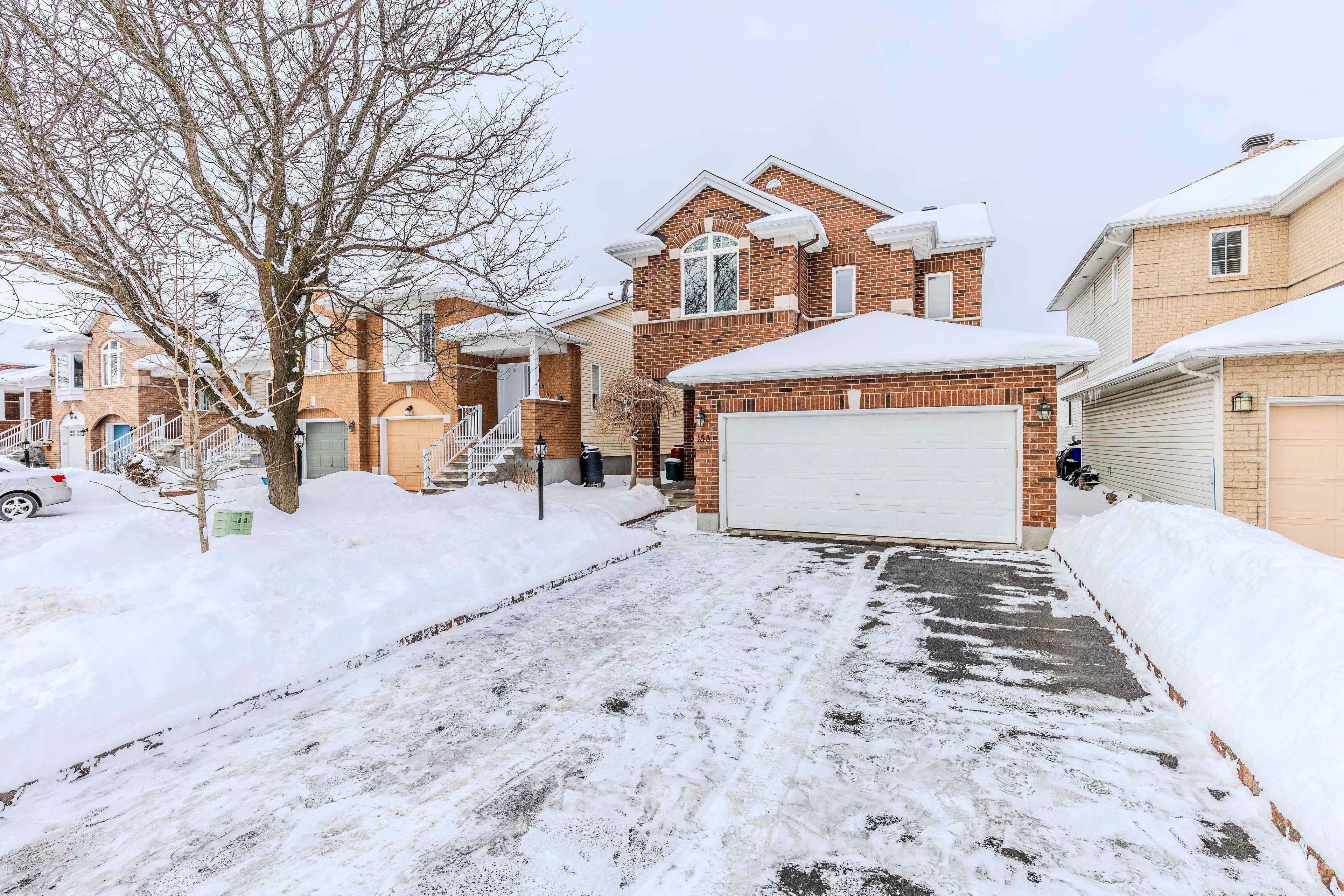 Barrhaven, ON K2J 4R3,153 Mountshannon DR