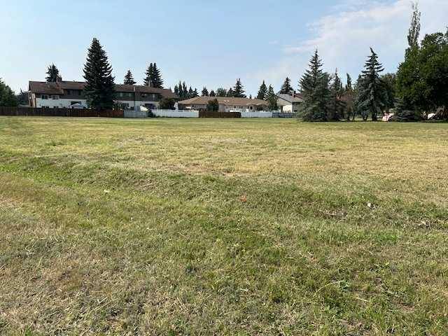 Brooks, AB T1R 0E2,603 11 ST West