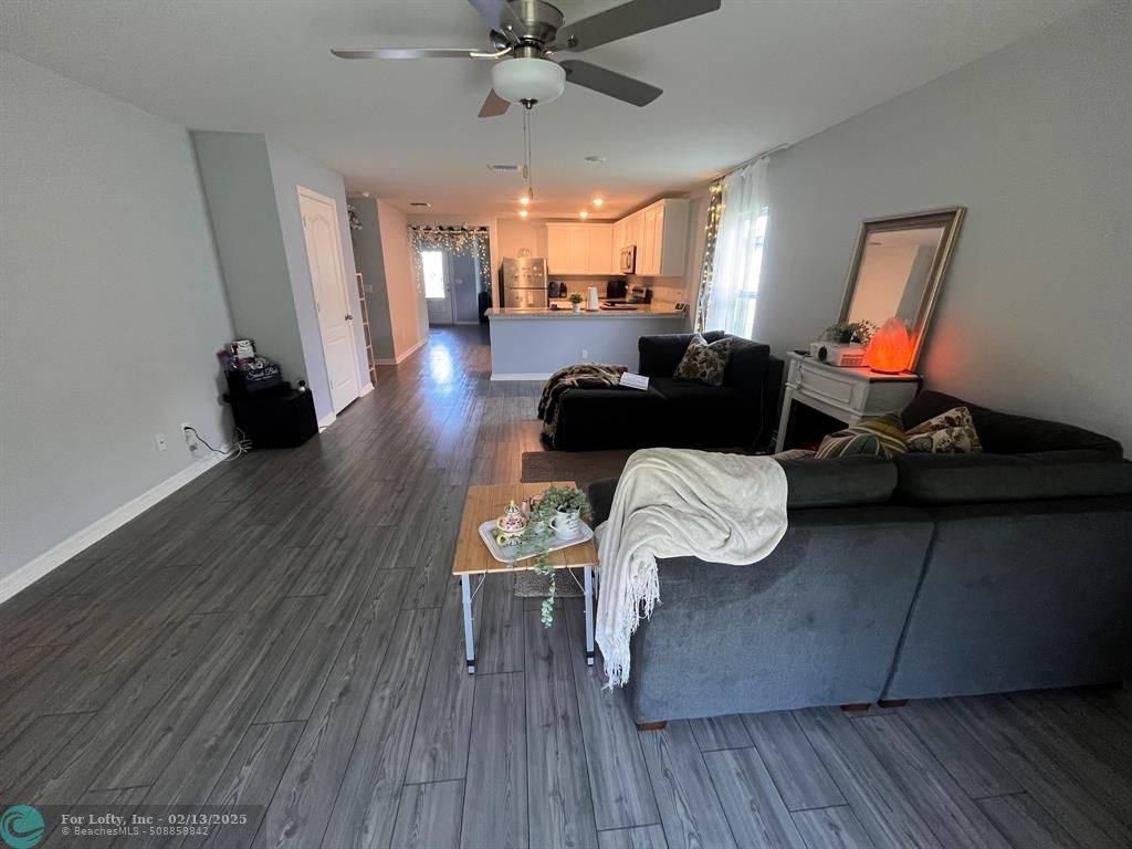 Fort Pierce, FL 34947,5327 S Entertainment Way