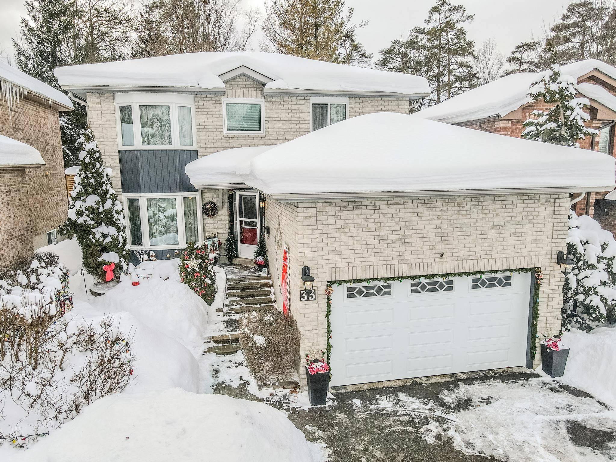 Barrie, ON L4N 7A6,33 Irwin DR