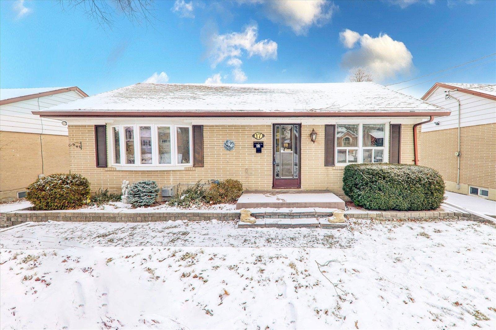 Mississauga, ON L5M 1M4,17 Arch RD #BSMT