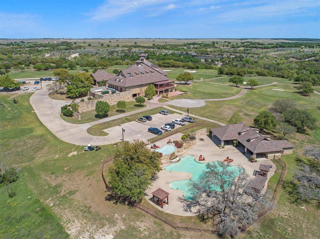 Cleburne, TX 76033,8233 Retreat Boulevard