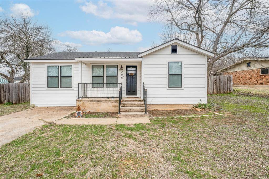 Weatherford, TX 76086,205 5th Street