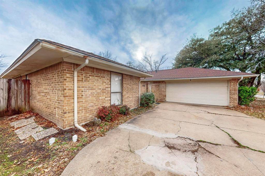 Rowlett, TX 75089,7202 Lakeshore Drive