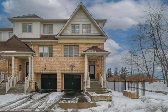 Oakville, ON L6M 0R9,2171 Fiddlers WAY #12