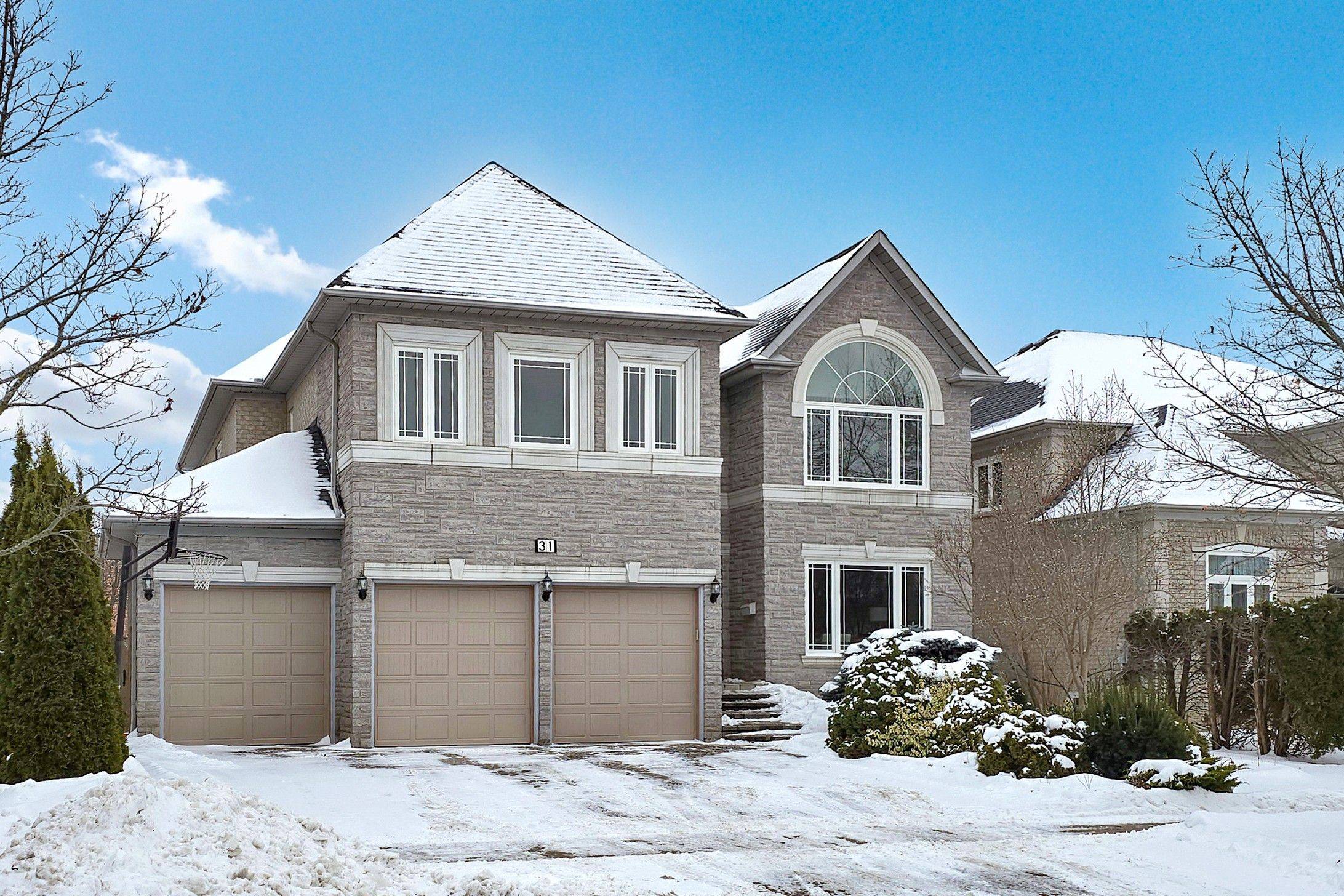 Richmond Hill, ON L4B 3S3,31 Black Walnut CRES