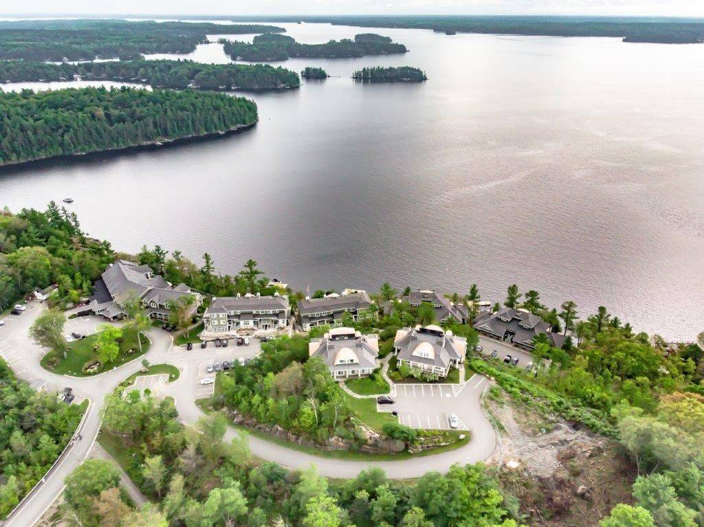 Muskoka Lakes, ON P1L 1W8,1869 Muskoka 118 RD W #A102-A2