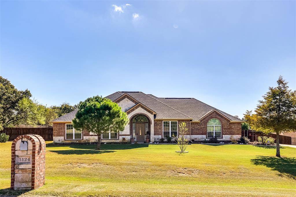 Burleson, TX 76028,5124 Chase Landing Drive