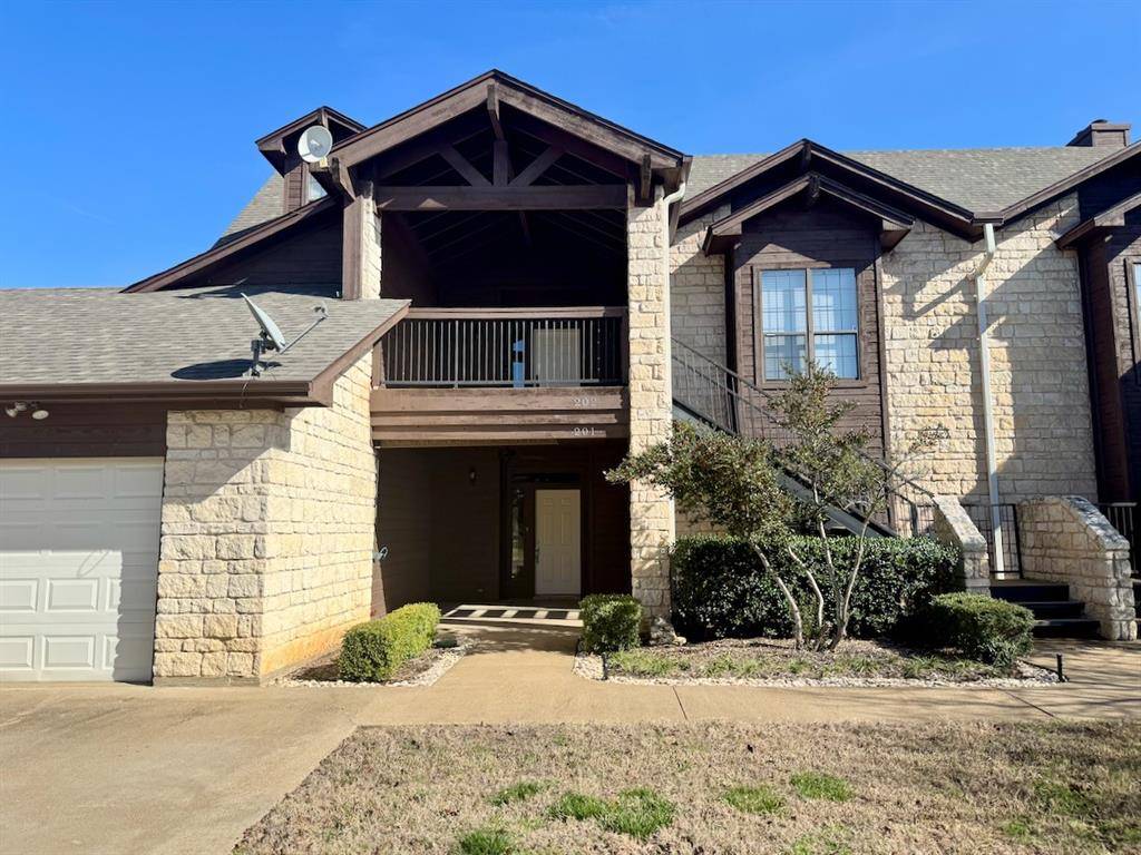 Whitney, TX 76692,27101 Meadowmore Court #201