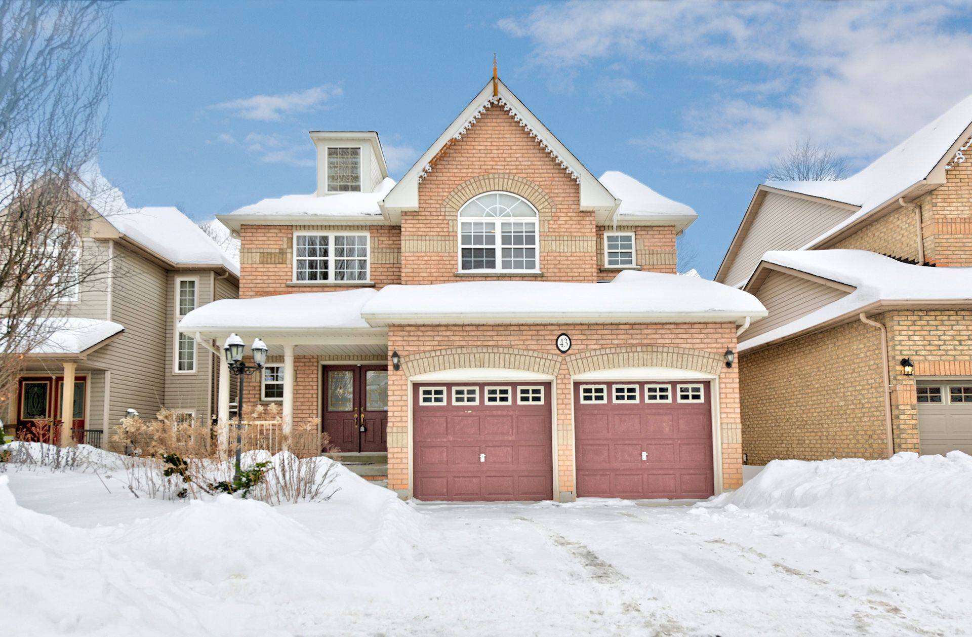 Richmond Hill, ON L4E 3W2,43 English Oak DR