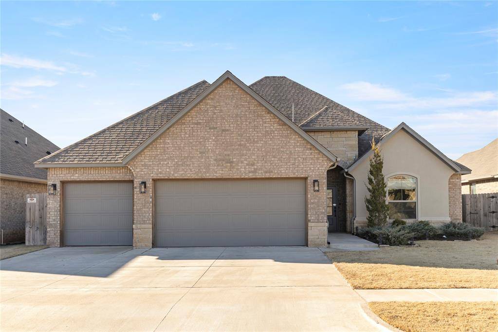 Yukon, OK 73099,14513 Privas Lane