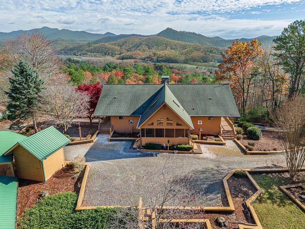 Hayesville, NC 28904,638 Caesars Cove Drive