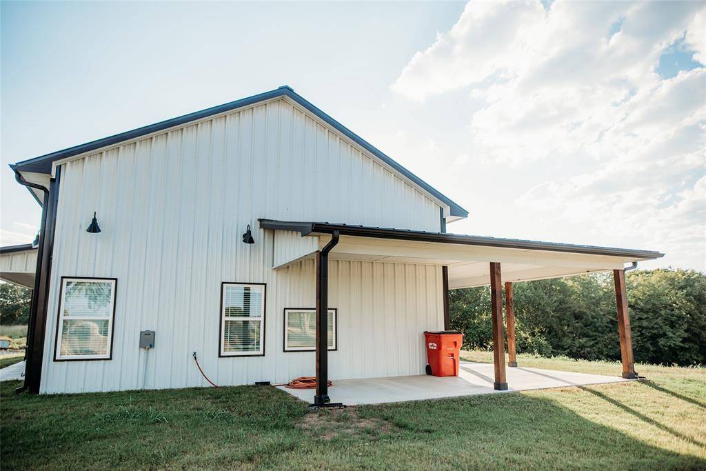 Honey Grove, TX 75446,595 County Road 2870