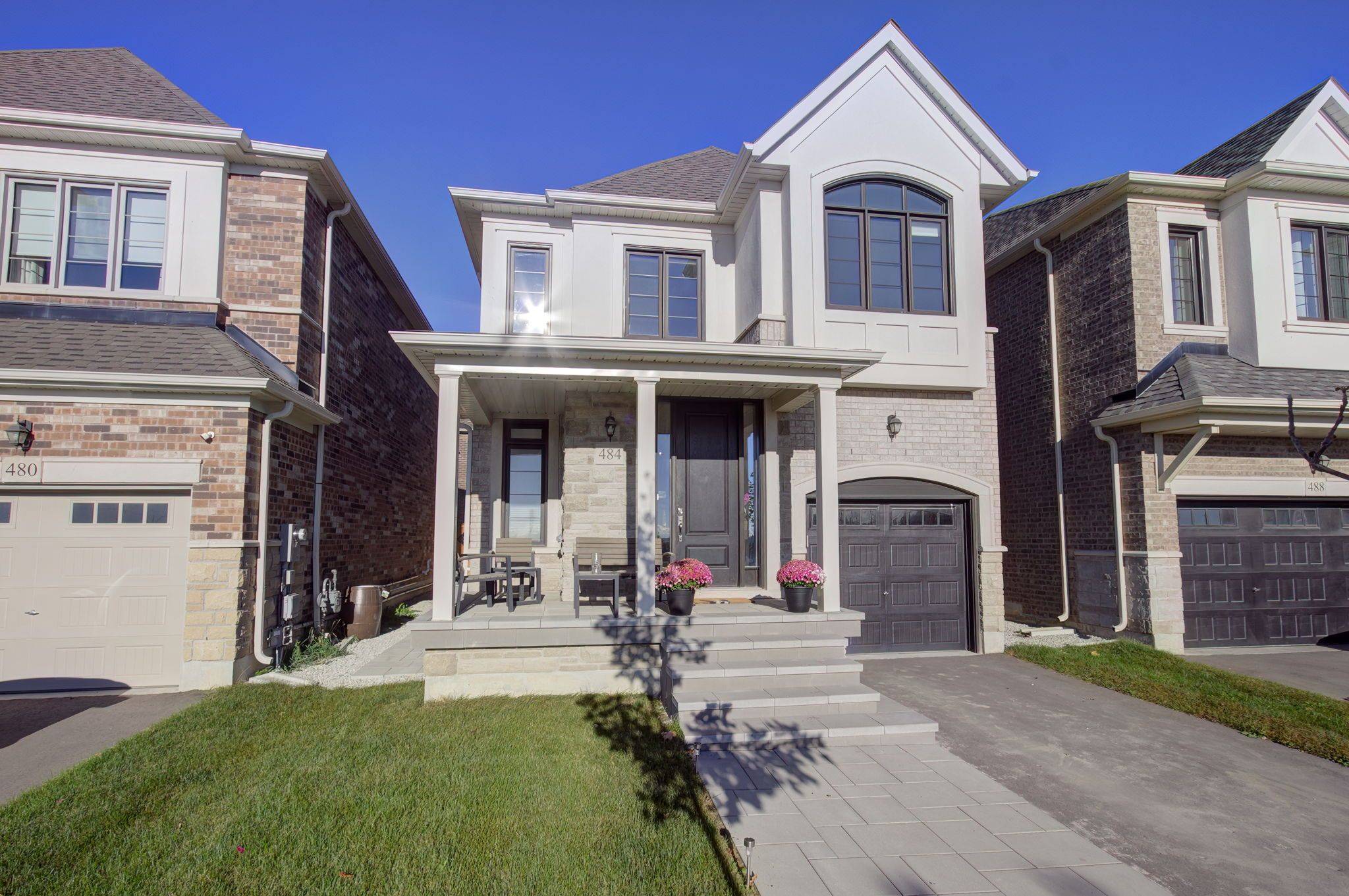 Milton, ON L9E 1T4,484 Thornborrow CT