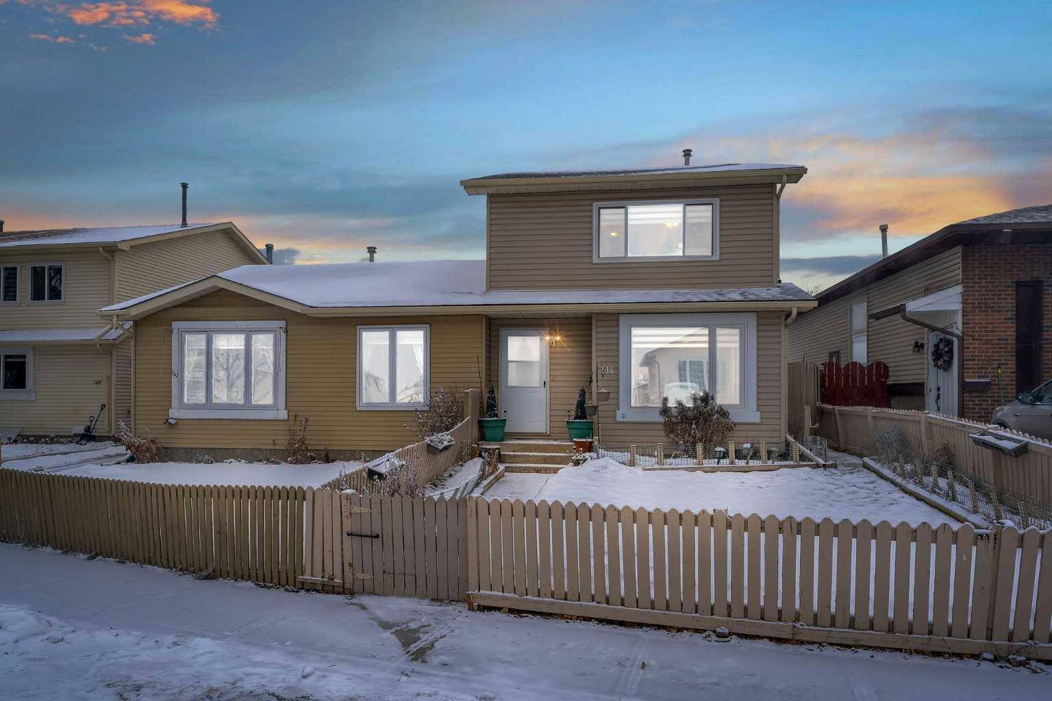 Calgary, AB T3J 1P1,144 Castlebrook Rise NE