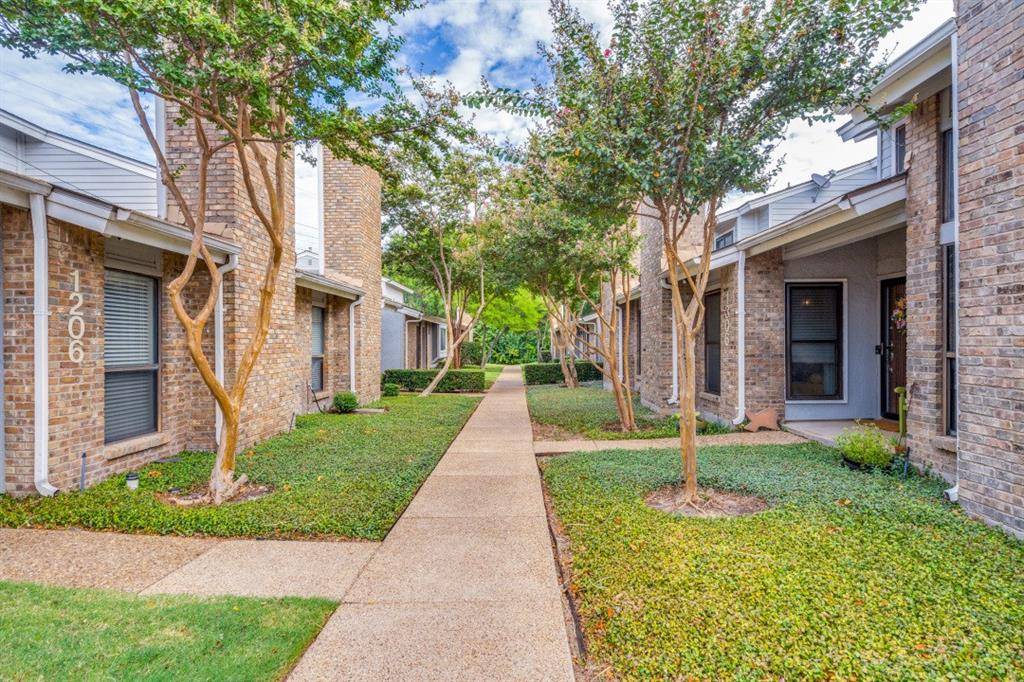 Dallas, TX 75252,17490 Meandering Way #1304