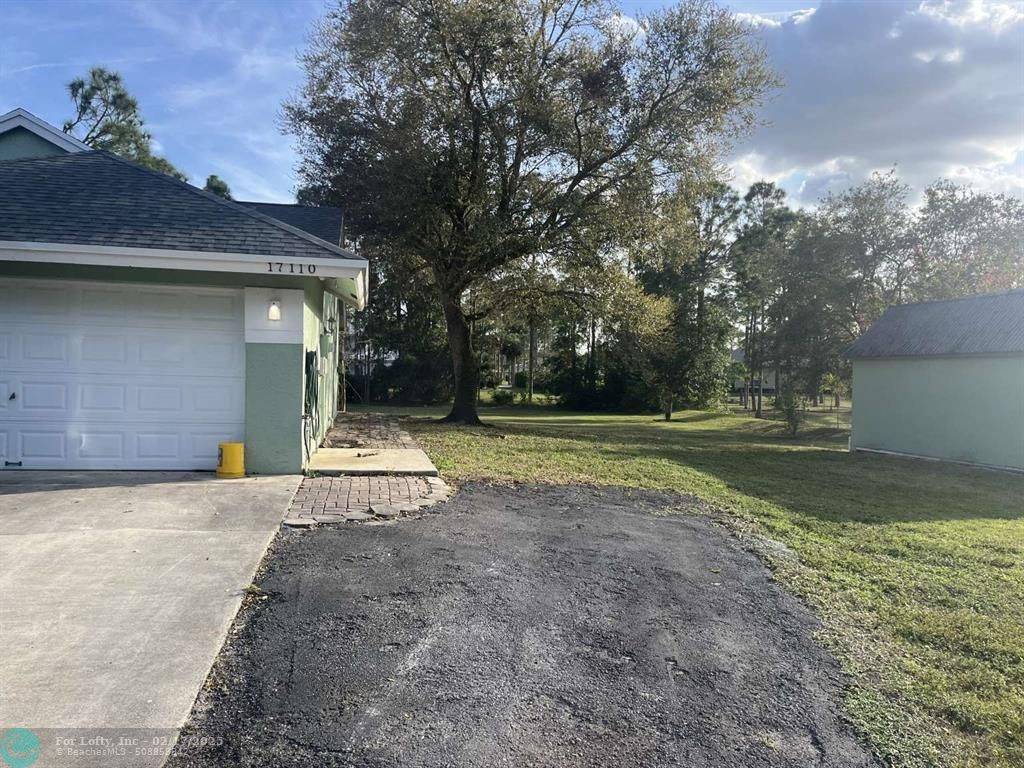 Loxahatchee, FL 33470,17110 91st Pl N