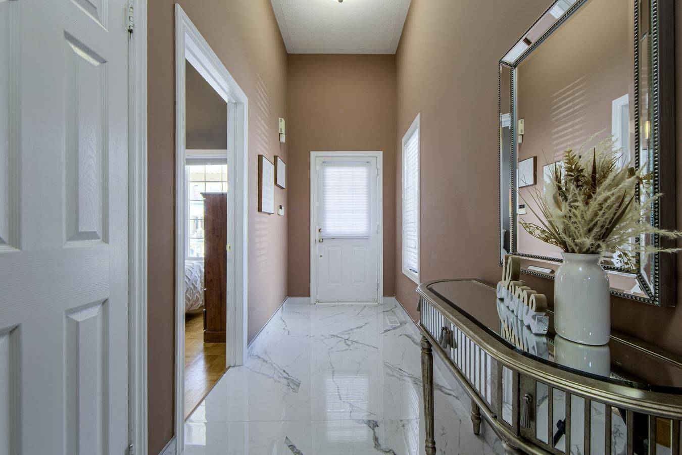 Vaughan, ON L4H 3B3,93 Chateau DR