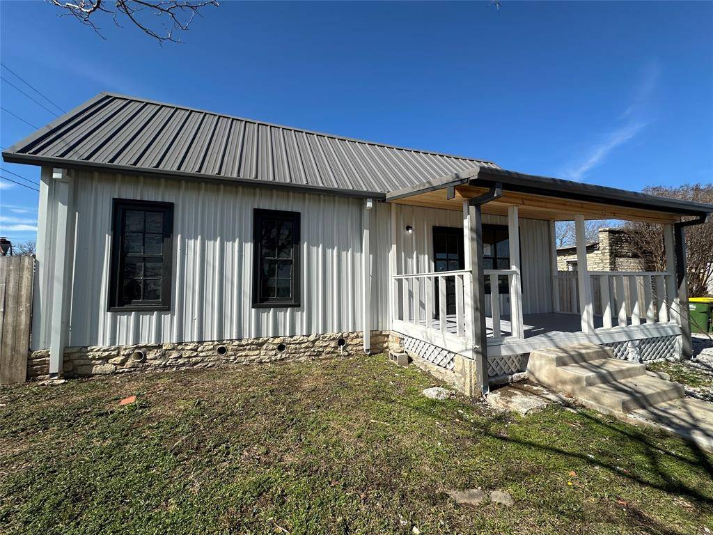 Hico, TX 76457,210 S Pecan st