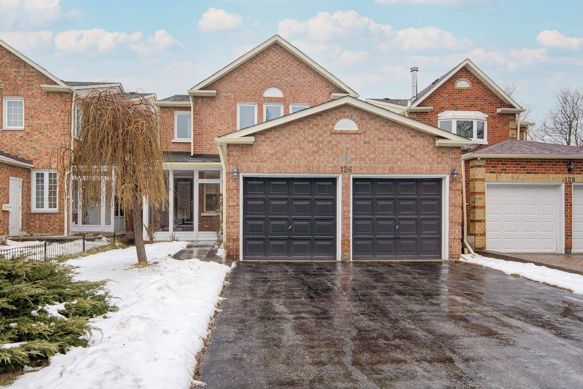 Toronto E05, ON M1V 2S5,126 Chapel Park SQ