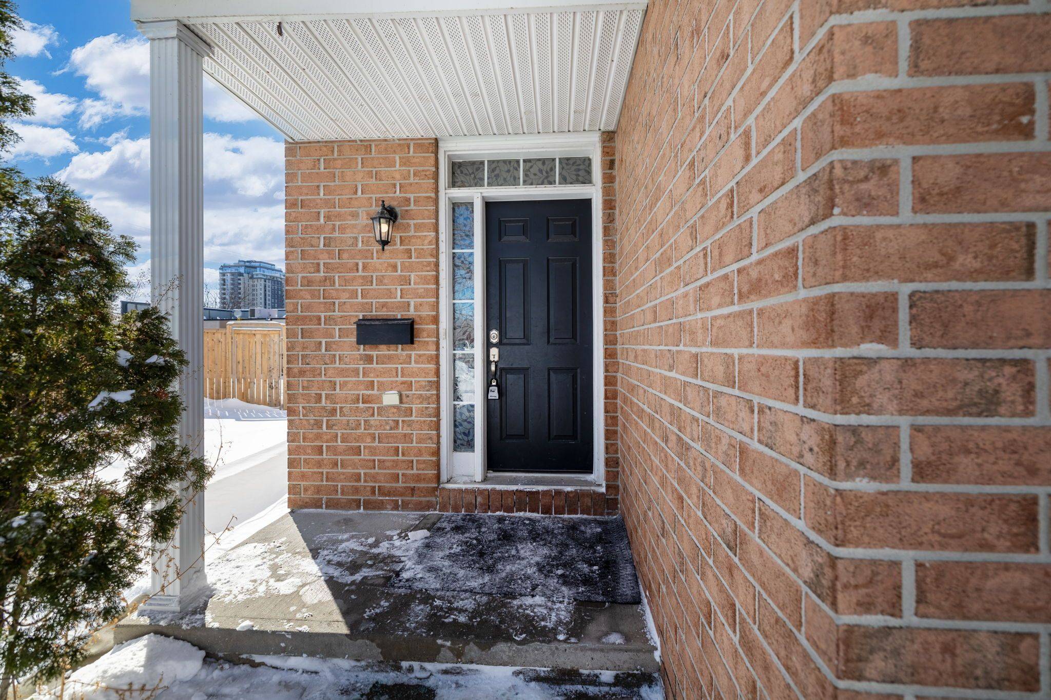 Barrhaven, ON K2J 5H6,145 Oakfield CRES