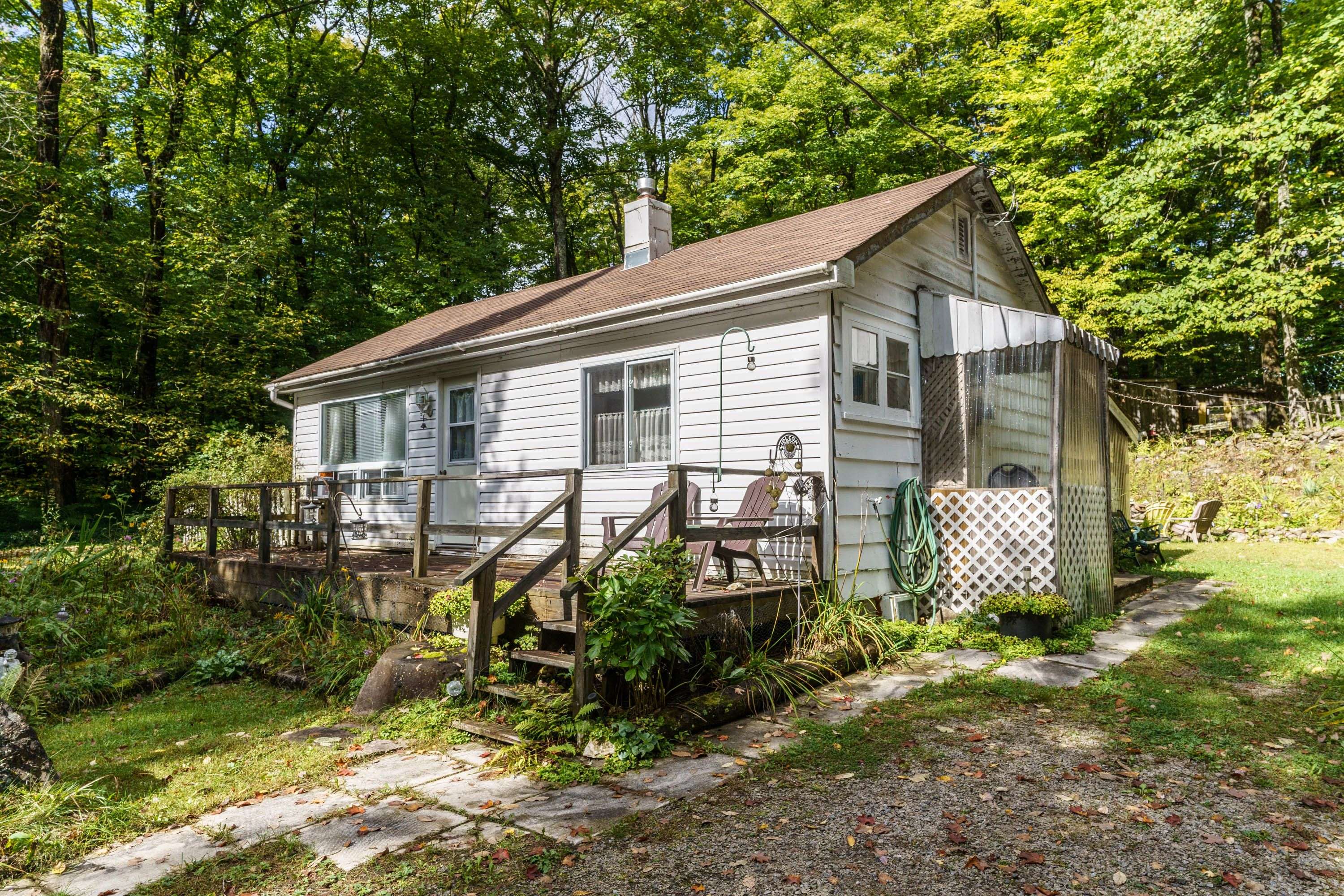 Lake Of Bays, ON P0B 1A0,1041 Longline Lake RD