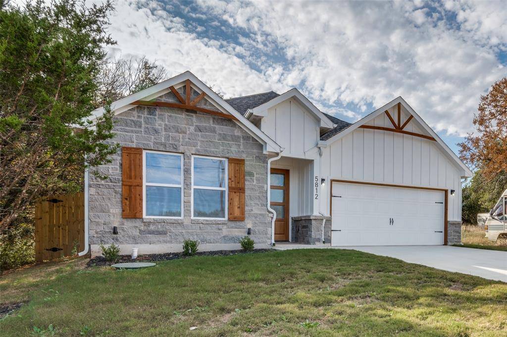 Granbury, TX 76048,5812 Black Pine Circle